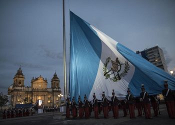 Guatemala decreta tres días de luto nacional por víctimas de accidente en México