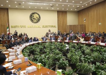 Demanda contra consejeros del INE no tiene fundamentos: Martínez Reyes