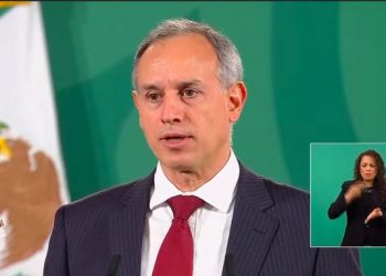México no contempla vacunar a niños: López Gatell