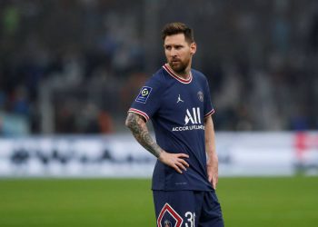 Messi encabeza el once del año