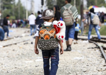 Crece 6 veces presencia de niños migrantes en México