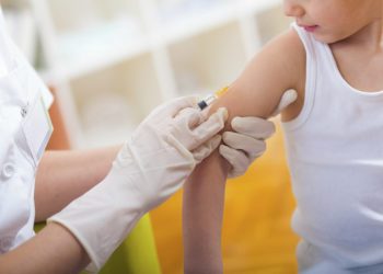 Brasil autoriza uso de vacuna anticovid de Pfizer en niños entre 5 y 11 años