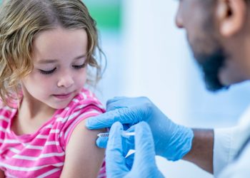 España aprueba vacuna contra COVID para niños de 5 a 11 años