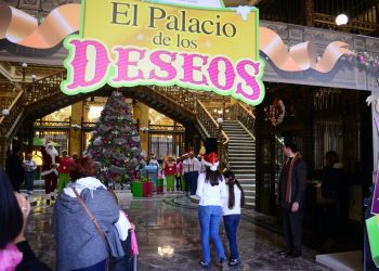 Palacio Postal abre sus puertas para recibir cartas a Santa y Reyes Magos