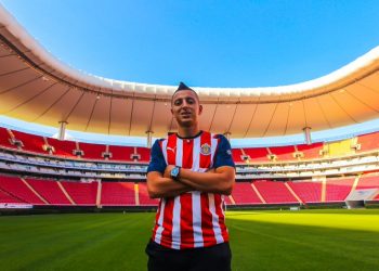 Chivas y Alvarado, hasta 2026