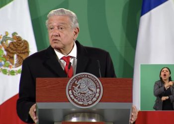 AMLO lamenta que el INE haya pospuesto los trabajos para realizar la consulta de revocación de mandato