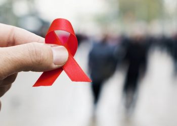 CNDH llama a proteger y garantizar los derechos de las personas con VIH