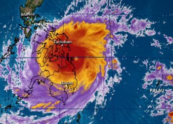 El tifón Rai toca tierra en Filipinas