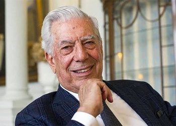 Vargas Llosa recibe el Premio AMI