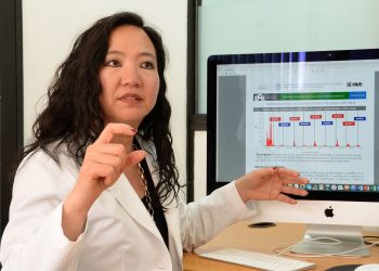 Ómicron es bastante contagioso como la varicela; tiene alrededor de 30 mutaciones: Wong
