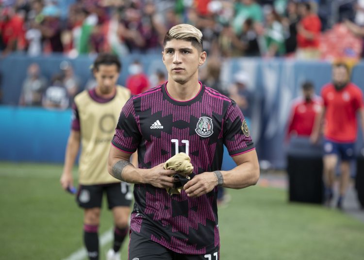 Alan Pulido of Mexico during the game United States vs Mexico, corresponding to the Great Final of the -Final Four- of 2019-2020 CONCACAF Nations League, at Empower Field at Mile High Stadium, on June 06, 2021.



Alan Pulido de Mexico durante el partido Estados Unidos vs Mexico, correspondiente a la Gran Final del  -Final Four- de la Liga de Naciones CONCACAF 2019-2020, en Empower Field del Mile High Stadium, el 06 de junio de 2021.