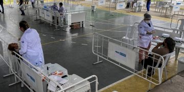 Brasil alcanza un nuevo récord diario de casos de COVID-19