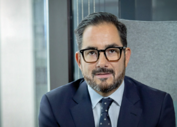 Turismo cerró 2021 con una caída del 25% en el ingreso de visitantes al país comparado con 2019