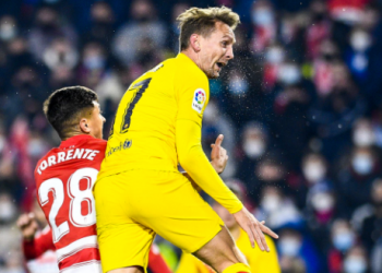 Barcelona empata 1-1 con el Granada y sigue fuera de Champions
