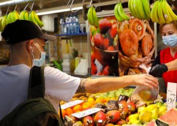 Comercio minorista creció 0.9% en noviembre