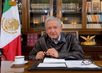 López Obrador anuncia que va saliendo del COVID-19: no hay gravedad