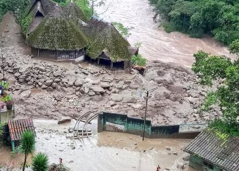 El pueblo de Machu Picchu queda inundado tras desbordarse un río en Perú