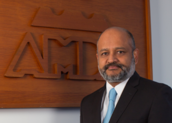 Decreto atenta contra la venta formal de vehículos y alienta el contrabando: Rosales