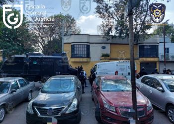 Indaga FGJCDMX la muerte de dos policías preventivos y dos civiles en Azcapotzalco