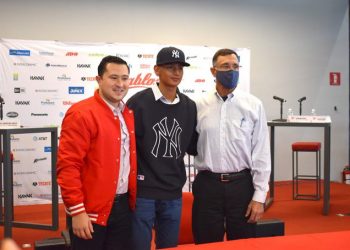 Christian Zazueta de Diablos Rojos firma con los New York Yankees