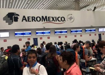 Aeroméxico cancela vuelos por contagio de personal