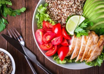Nutriólogos reclaman mayor atención a una alimentación saludable