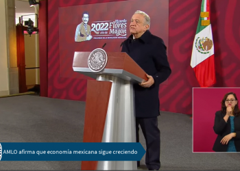 La economía mexicana sigue creciendo, responde AMLO ante previsiones para 2022 y 2023