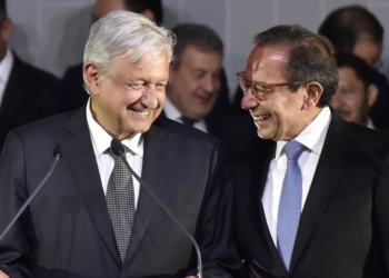 López Obrador se reúne con el presidente del CCE