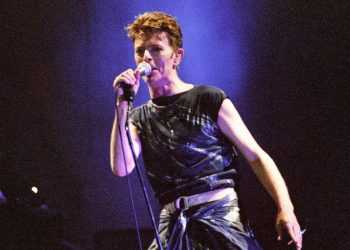 Compran catálogo completo de David Bowie
