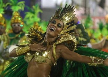 Aplazan para abril los desfiles de carnaval en Río de Janeiro y Sao Paulo