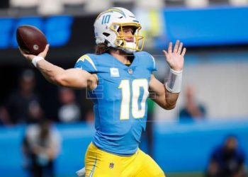 Chargers piensa en postemporada