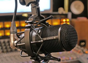 Acuerdan patrones y sindicatos de la industria de la radio y televisión aumento salarial de 7 por ciento