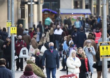 Europa podría acercase al final de la pandemia tras variante ómicron, asegura la OMS