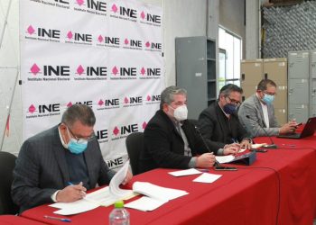 INE valida 100% de firmas requeridas para Consulta de Revocación de Mandato