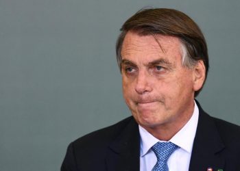 Jair Bolsonaro es ingresado de urgencia a hospital 