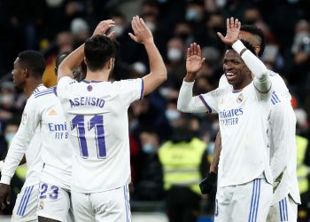 Con doblete de Vinicius Jr, Real Madrid goleo 4-1 al Valencia