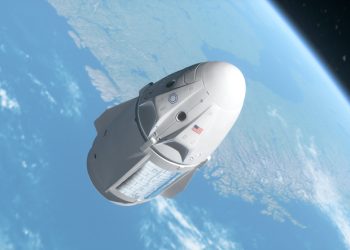 Capsula Dragon inicia su regreso a la Tierra