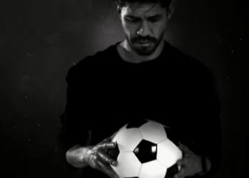 Después de 19 años, Oribe Peralta cuelga los botines