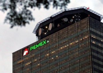 Secretaría de Hacienda logra reducir deuda de Pemex en 3,200 millones de dólares