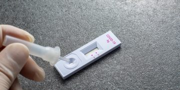 Canadá recibirá 140 millones de test rápidos para distribuir en los hogares