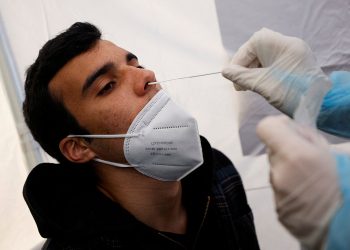 ¿De antígenos o PCR? Conoce todo sobre las pruebas COVID con nuestro médico de cabecera