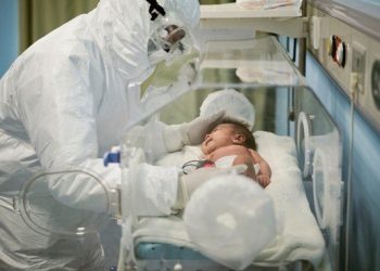 Reportan recién nacido contagiado de COVID-19 en SLP