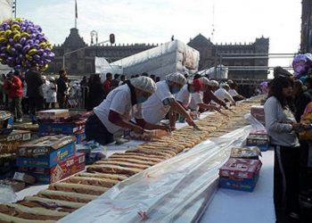 El zócalo capitalino se quedará sin rosca monumental