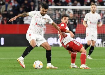 Sevilla y Celta empatan a dos goles en la Liga de España