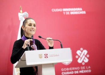 Sheinbaum califica de politiquería, solicitud del PAN de regresar a semáforo naranja