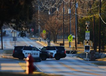 FBI identifica al responsable del secuestro en una sinagoga en Texas