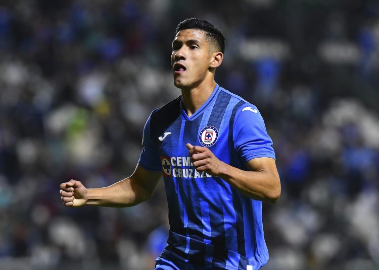 Uriel Antuna celebrates his goal 0-1 of Cruz Azul during the game Leon vs Cruz Azul, corresponding to day 04 of the Torneo Clausura Grita Mexico C22 of Liga BBVA MX, at Nou Camp -Leon- Stadium, on February 07, 2022.
Uriel Antuna celebra su gol 0-1 de Cruz Azul durante el partido Leon vs Cruz Azul, correspondiente a la Jornada 04 del Torneo Clausura Grita Mexico C22 de la Liga BBVA MX, en el Estadio Nou Camp -Leon-, el 07 de Febrero de 2022.