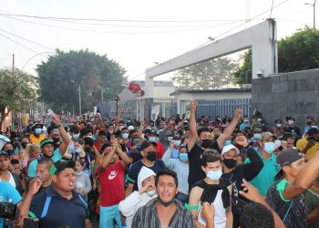 Migrantes protestan al grito de “queremos visas” en Tapachula, Chiapas