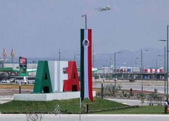 Denuncian a titular de la Sedatu y otros dos funcionarios por despojo de tierras donde se construyó el AIFA