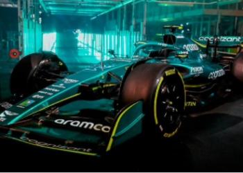El AMR 22 de Vettel y Stroll, es presentado en sociedad